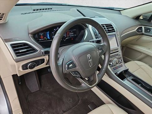 Used 2020 Lincoln MKZ Reserve w/ Elements Package FWD image 10