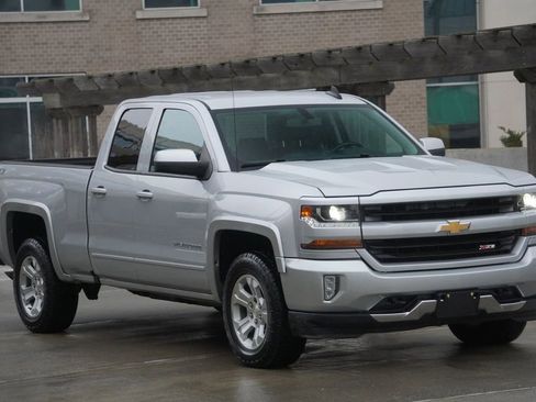 Used 2016 Chevrolet Silverado 1500 LT w/ All Star Edition AWD/4WD image 34