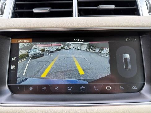 Used 2017 Land Rover Range Rover Sport HSE image 22
