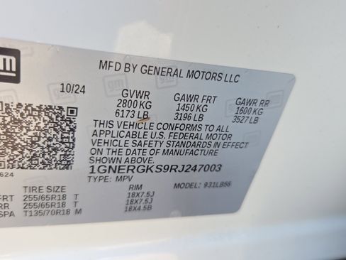 Used 2024 Chevrolet Traverse LT w/ Trailering Package image 27