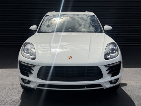 Used 2018 Porsche Macan AWD/4WD image 6