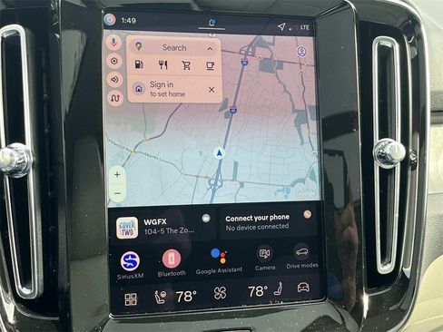 New 2026 Volvo XC40 B5 Plus w/ Protection Package Premier image 28