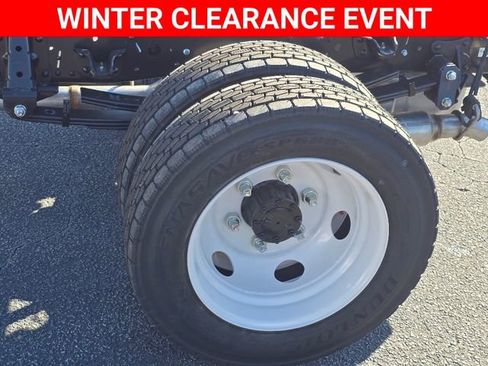 New 2025 Chevrolet Low Cab Forward image 18