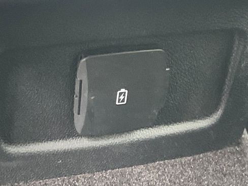 Certified 2022 Lincoln Corsair Reserve w/ Equipment Group 201A image 22