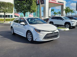Used 2020 Toyota Corolla LE video 2