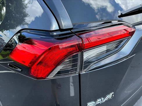 Used 2023 Toyota RAV4 LE AWD/4WD image 23