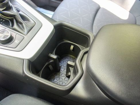 Used 2024 Toyota RAV4 XLE image 17