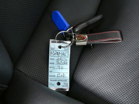 Used 2024 Porsche 911 Carrera 4 AWD/4WD image 34