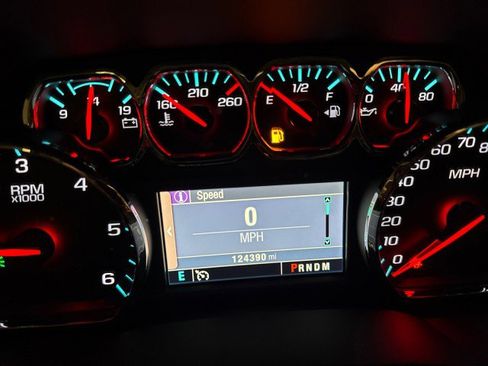 Used 2015 Chevrolet Suburban LS w/ Max Trailering Package image 19