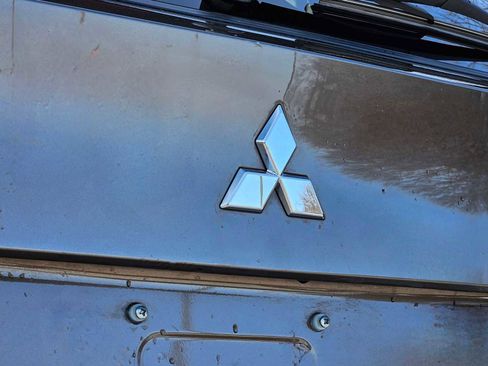 Used 2022 Mitsubishi Outlander SEL image 11