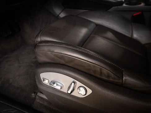 Certified 2020 Porsche Macan AWD/4WD image 14