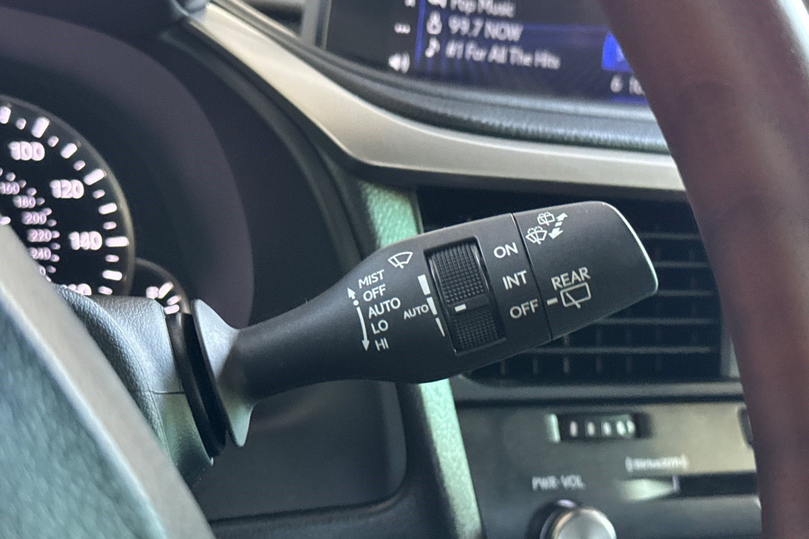 Certified 2021 Lexus RX 450h AWD w/ Premium Package image 34