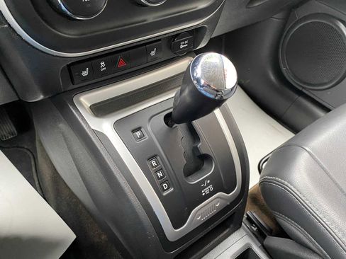 Used 2014 Jeep Compass Latitude AWD/4WD image 19