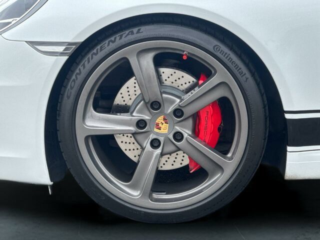 Used 2014 Porsche 911 Carrera 4S AWD/4WD image 32