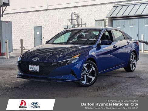 Used 2023 Hyundai Elantra SEL w/ Convenience Package image 1