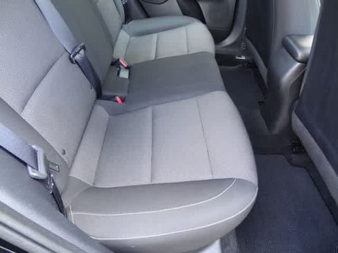 Used 2023 Kia Forte LXS FWD image 9