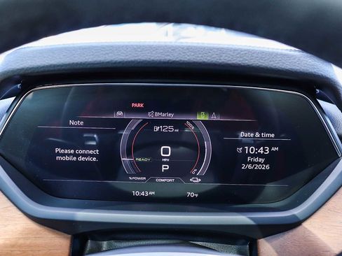 Used 2022 Audi e-tron GT Premium Plus image 32