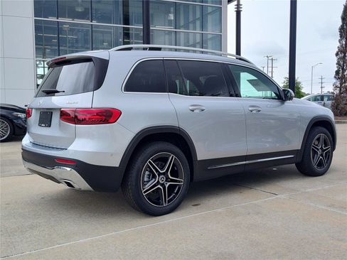 New 2026 Mercedes-Benz GLB 250 4MATIC image 4