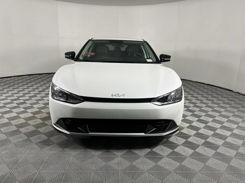 Used 2024 Kia EV6 Light image 7