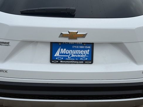 New 2026 Chevrolet Trax LT w/ Sunroof Package image 13