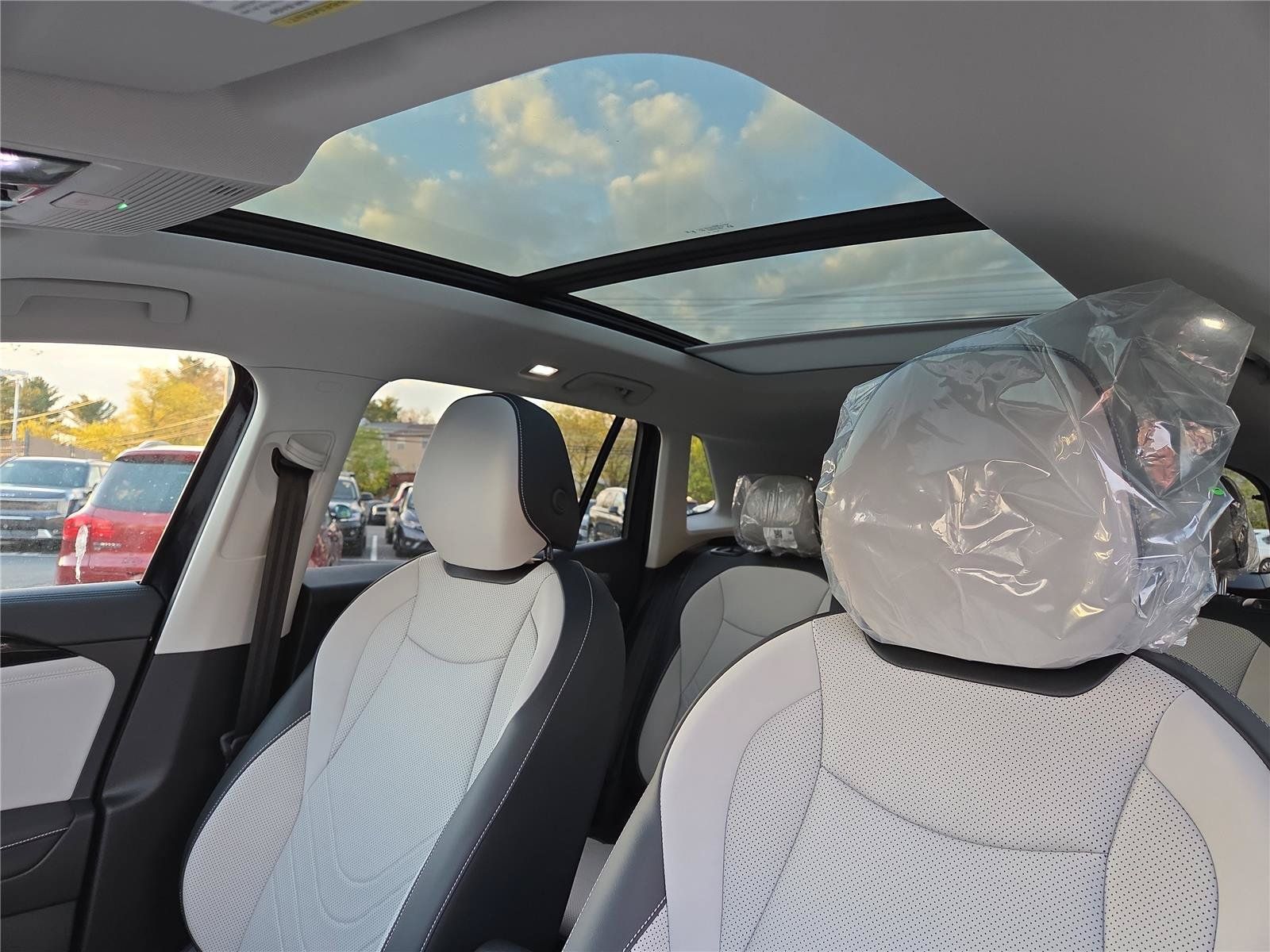 New 2026 Volkswagen Tiguan SE AWD/4WD image 22