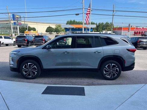 Certified 2026 Buick Enclave Sport Touring w/ Power Package FWD image 6