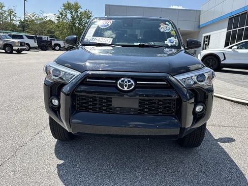 Used 2024 Toyota 4Runner SR5 RWD image 8
