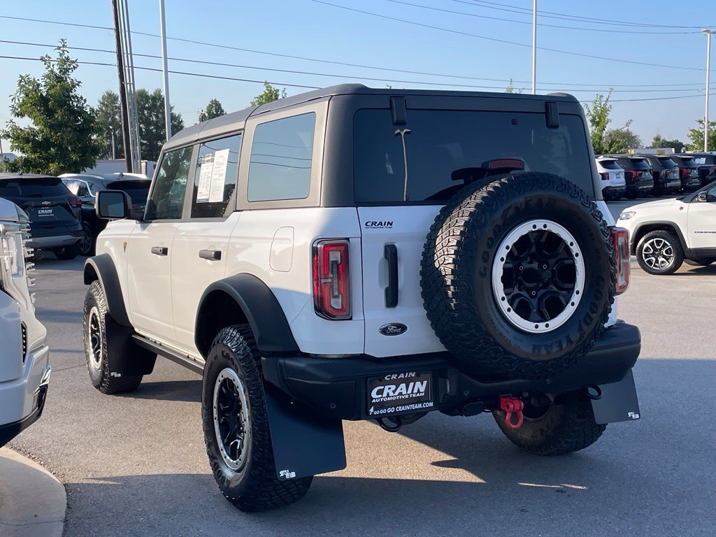 Used 2023 Ford Bronco Badlands w/ Sasquatch Package AWD/4WD image 5