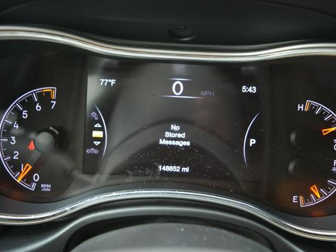Used 2019 Jeep Grand Cherokee Limited RWD image 30