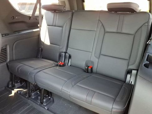 New 2026 Chevrolet Suburban RST AWD/4WD image 11