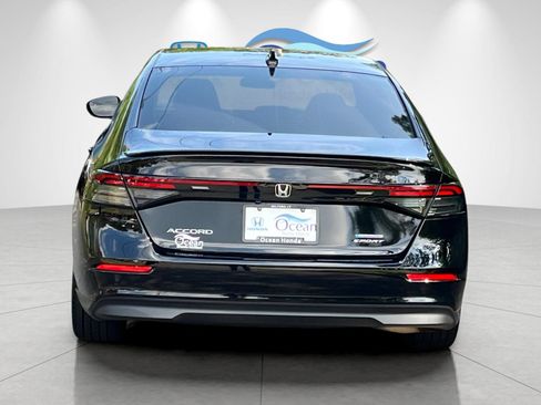 Used 2023 Honda Accord Sport image 4