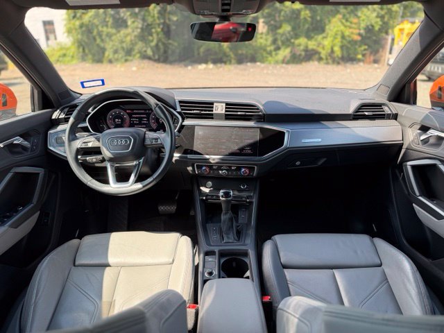 Used 2019 Audi Q3 2.0T Premium Plus AWD/4WD image 19