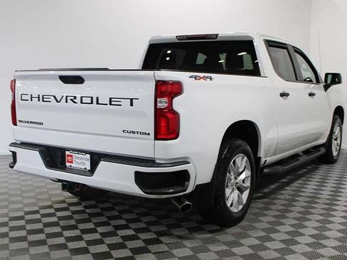 Used 2020 Chevrolet Silverado 1500 Custom w/ Custom Value Package AWD/4WD image 6