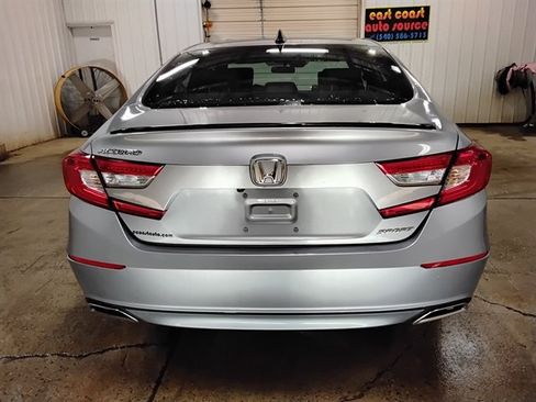 Used 2022 Honda Accord Sport image 8