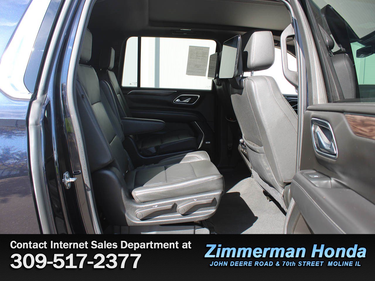 Used 2021 Chevrolet Suburban LT w/ Rear Media and Nav Package AWD/4WD image 10