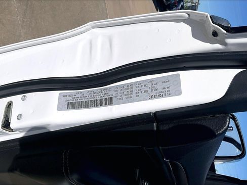 Used 2017 Jeep Grand Cherokee Limited w/ Luxury Group II image 19