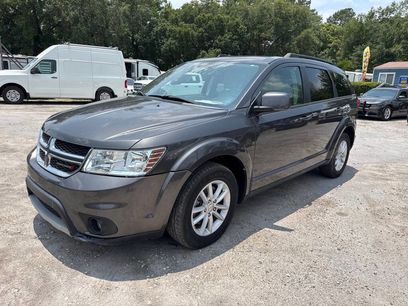 Used 2017 Dodge Journey SXT w/ Comfort/Convenience Group