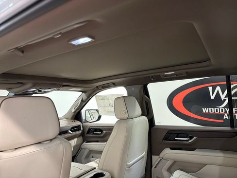 New 2026 GMC Yukon XL Denali w/ Sun & Power Step Package RWD image 11