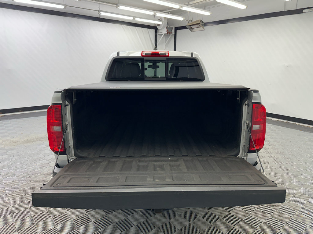 Used 2016 Chevrolet Colorado LT w/ LT Convenience Package RWD image 18