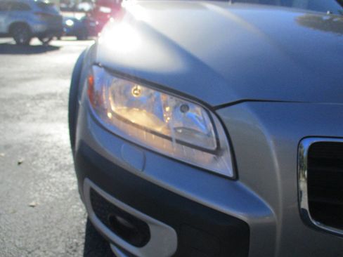 Used 2013 Volvo XC70 3.2 image 34