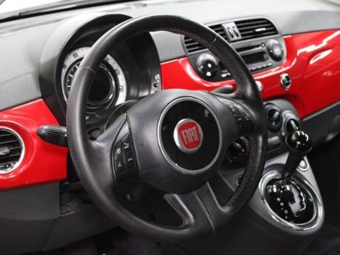 Used 2015 FIAT 500 Pop image 9