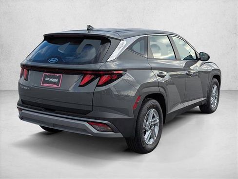 New 2026 Hyundai Tucson SE image 5