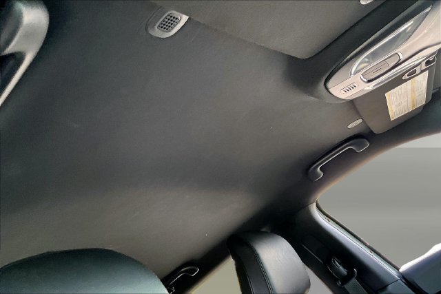 Used 2025 Jeep Compass Trailhawk AWD/4WD image 22