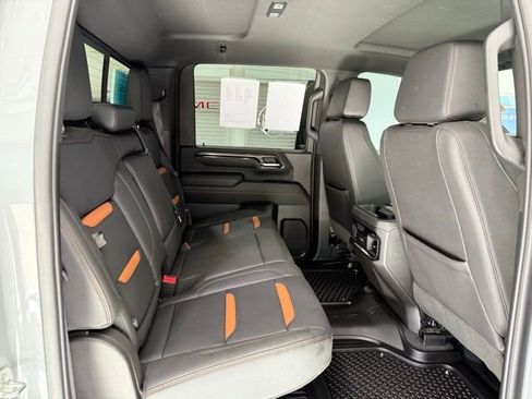 Used 2024 GMC Sierra 2500 AT4 w/ AT4 Preferred Package image 21