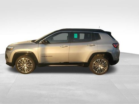 Used 2023 Jeep Compass Limited w/ Elite Group AWD/4WD image 2