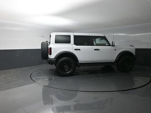 New 2026 Ford Bronco Outer Banks w/ Sasquatch Package AWD/4WD image 8