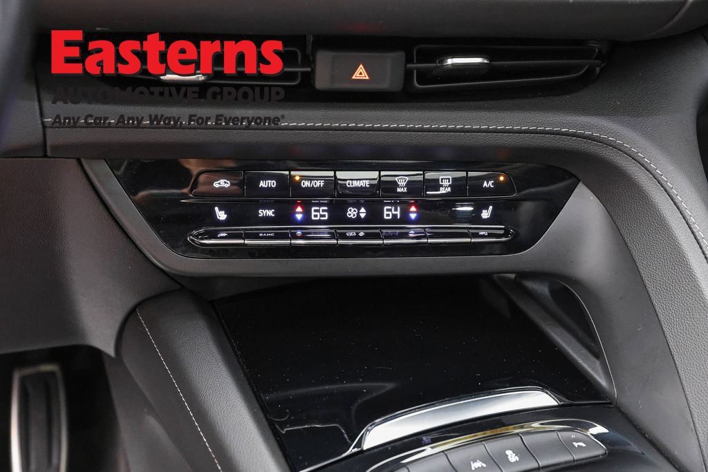Used 2023 Buick Envision Essence w/ Sport Touring Package FWD image 20