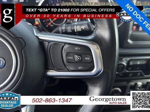 Used 2021 Jeep Wrangler Unlimited Sahara AWD/4WD image 5