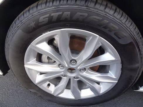 Used 2024 Chevrolet Malibu LT image 16