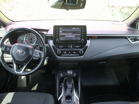 Used 2022 Toyota Corolla SE image 24